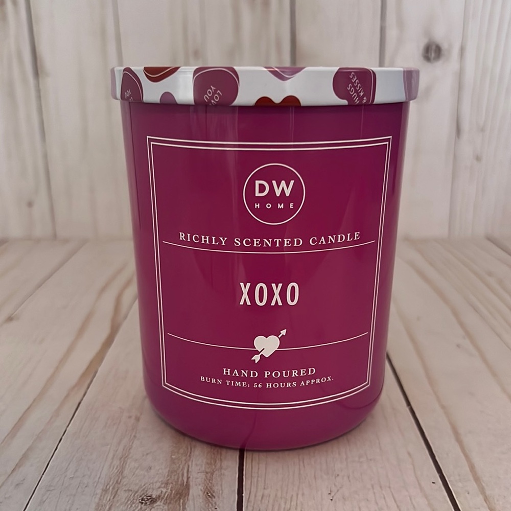 DW Home ‘XOXO’ Candle